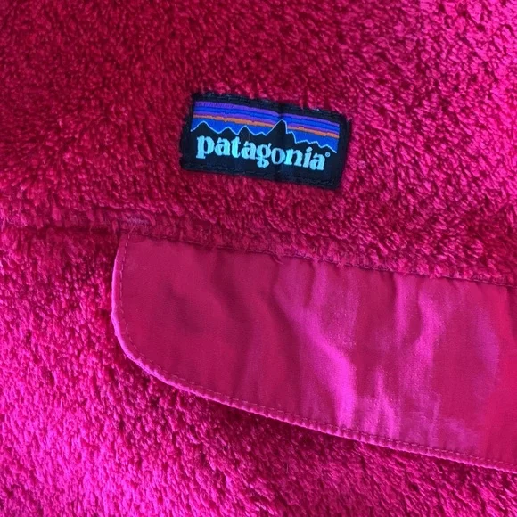 Patagonia Women's Bright Red Teddy Fleece Jacket - Picture 2 of 14